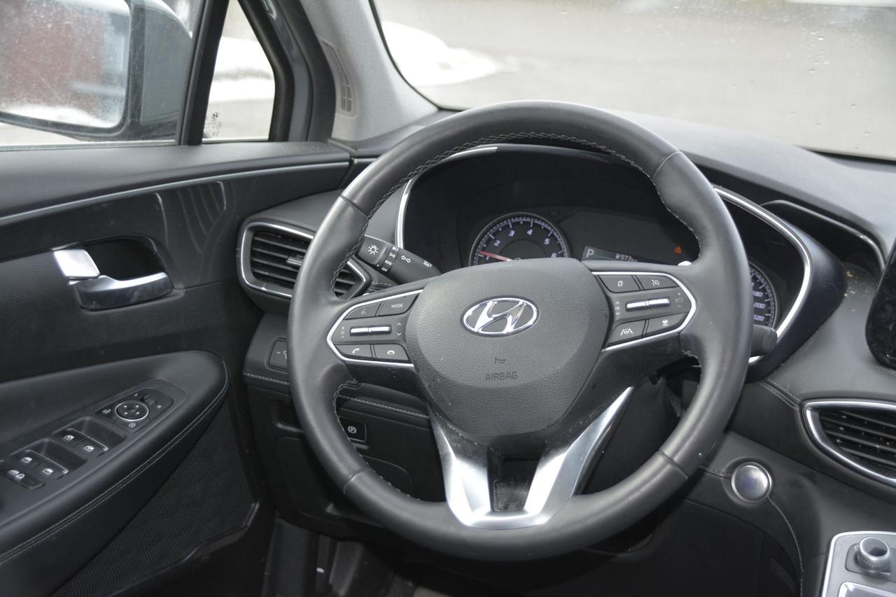 2023 Hyundai Santa Fe Preferred Photo