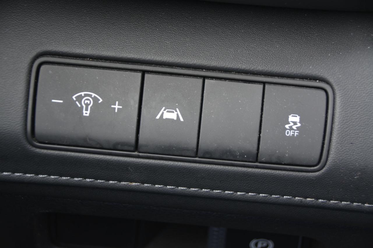 2023 Hyundai Santa Fe Preferred Photo