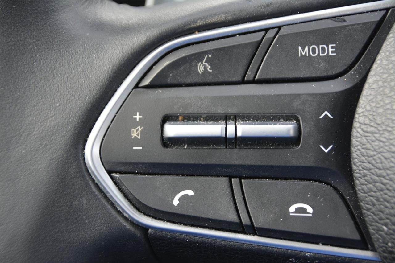 2023 Hyundai Santa Fe Preferred Photo