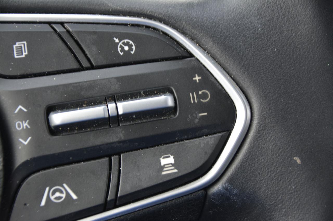 2023 Hyundai Santa Fe Preferred Photo