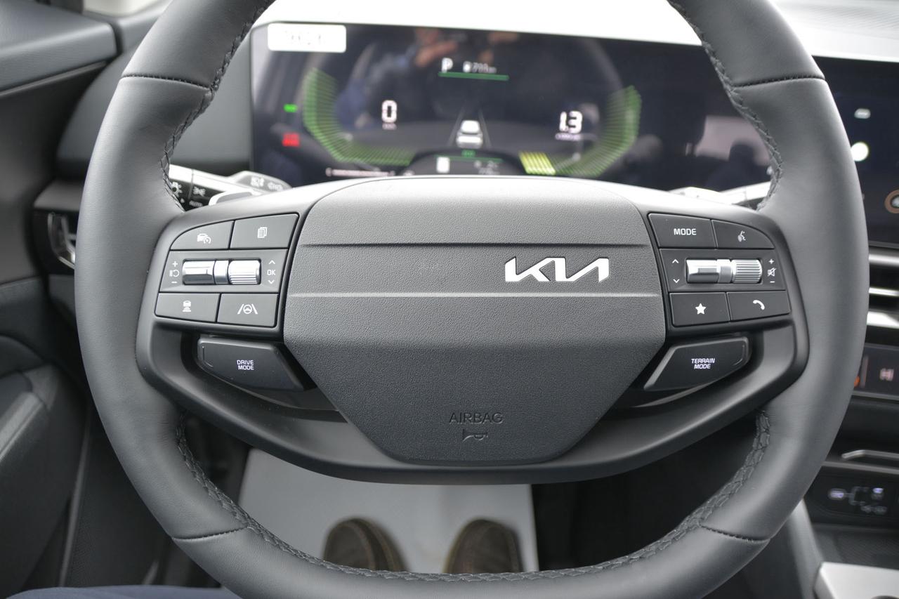 2026 Kia Sportage Hybrid EX Photo