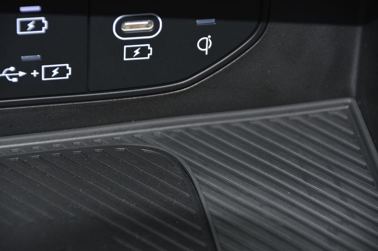 2026 Kia Sportage Hybrid EX Photo