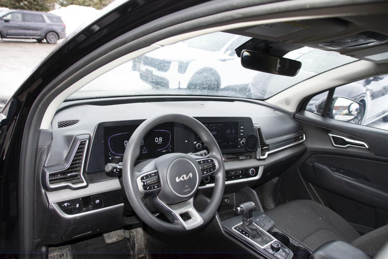 2023 Kia Sportage LX Photo