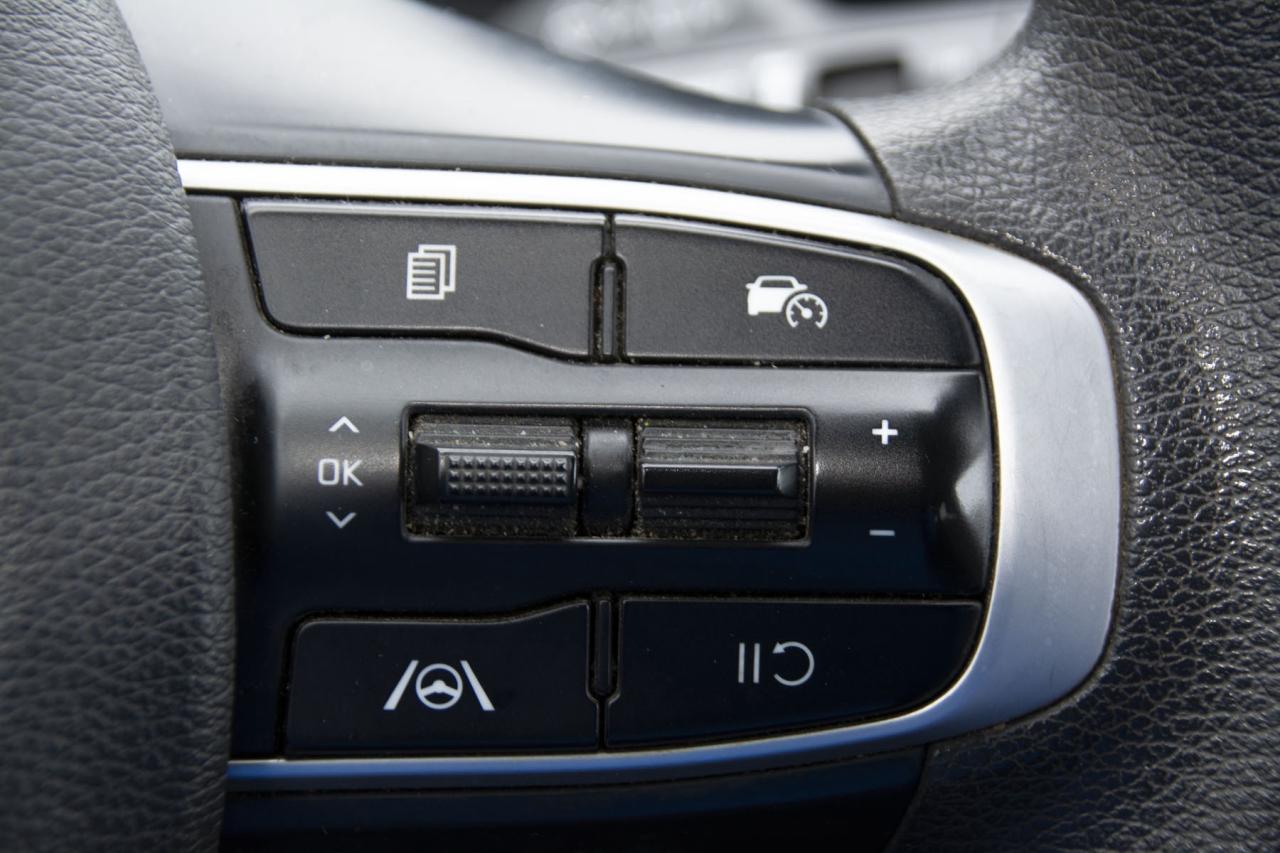 2023 Kia Sportage LX Photo