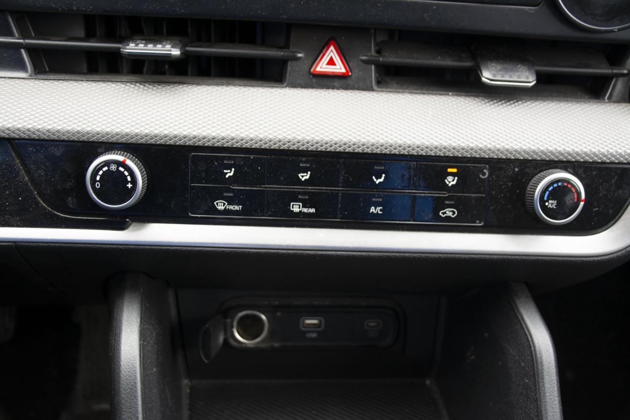 2023 Kia Sportage LX Photo