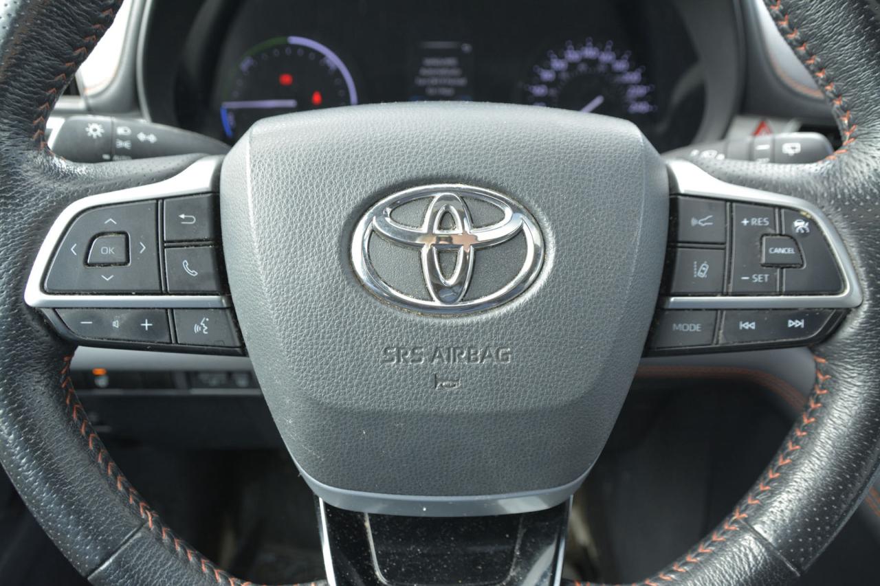 2021 Toyota Sienna 7 PASSENGER Photo