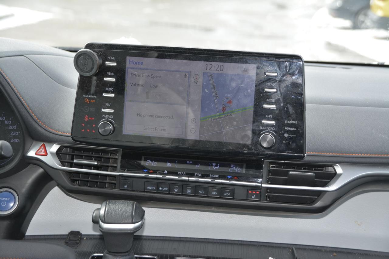 2021 Toyota Sienna 7 PASSENGER Photo