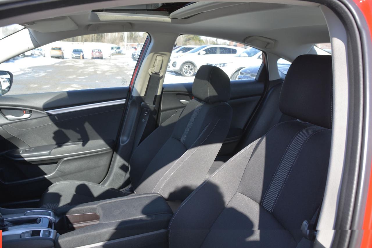 2017 Honda Civic w/Honda Sensing Photo