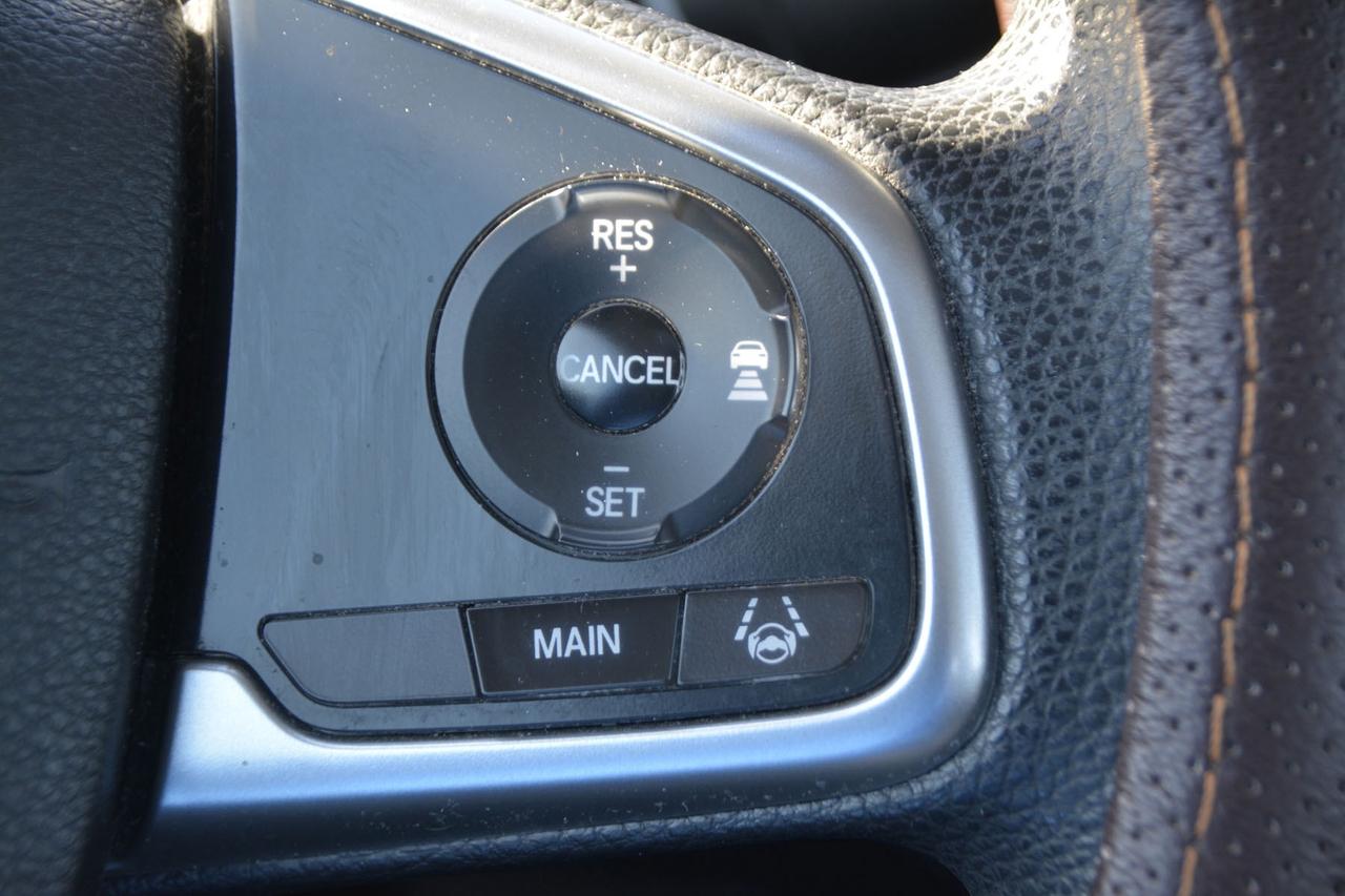 2017 Honda Civic w/Honda Sensing Photo