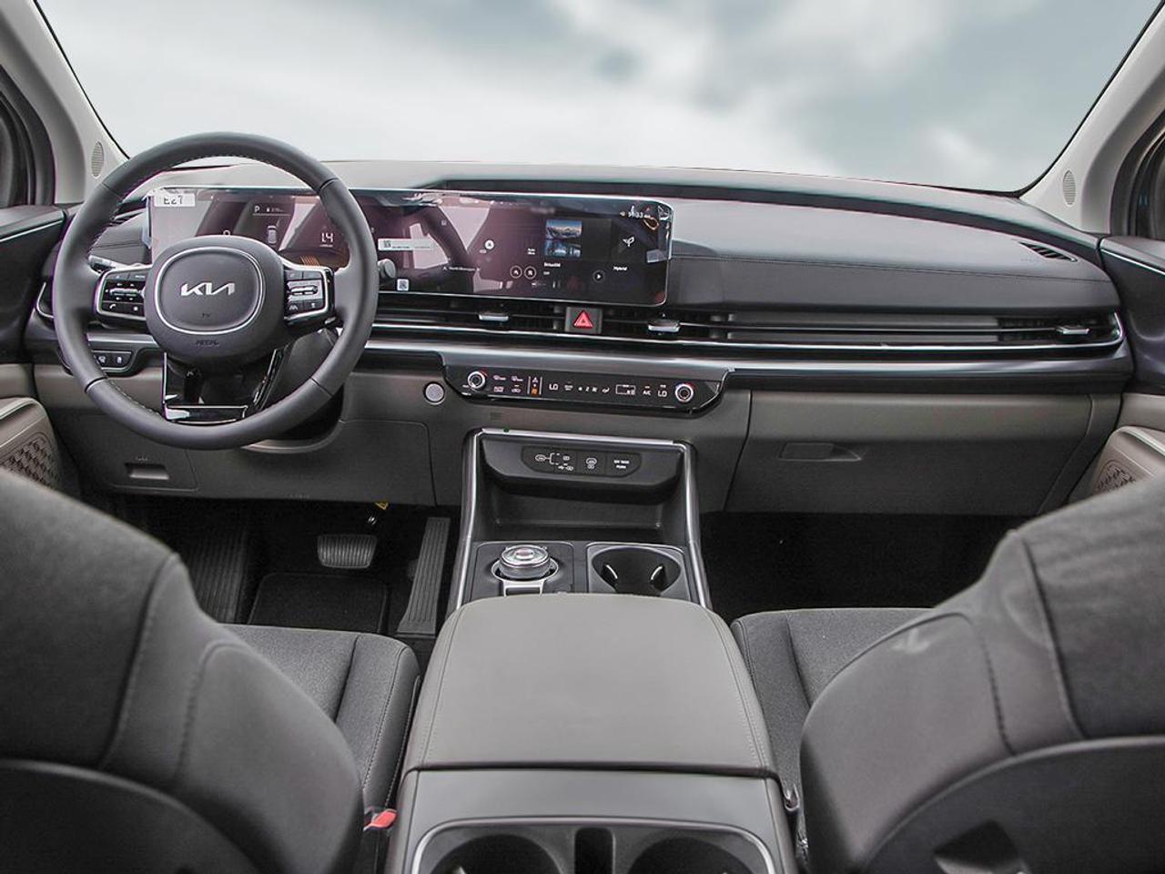 2026 Kia Carnival Hybrid Plus Photo