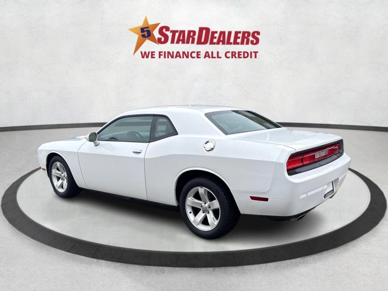 2013 Dodge Challenger SXT APPEARANCE PCKG WE FINANCE ALL CREDIT! Photo