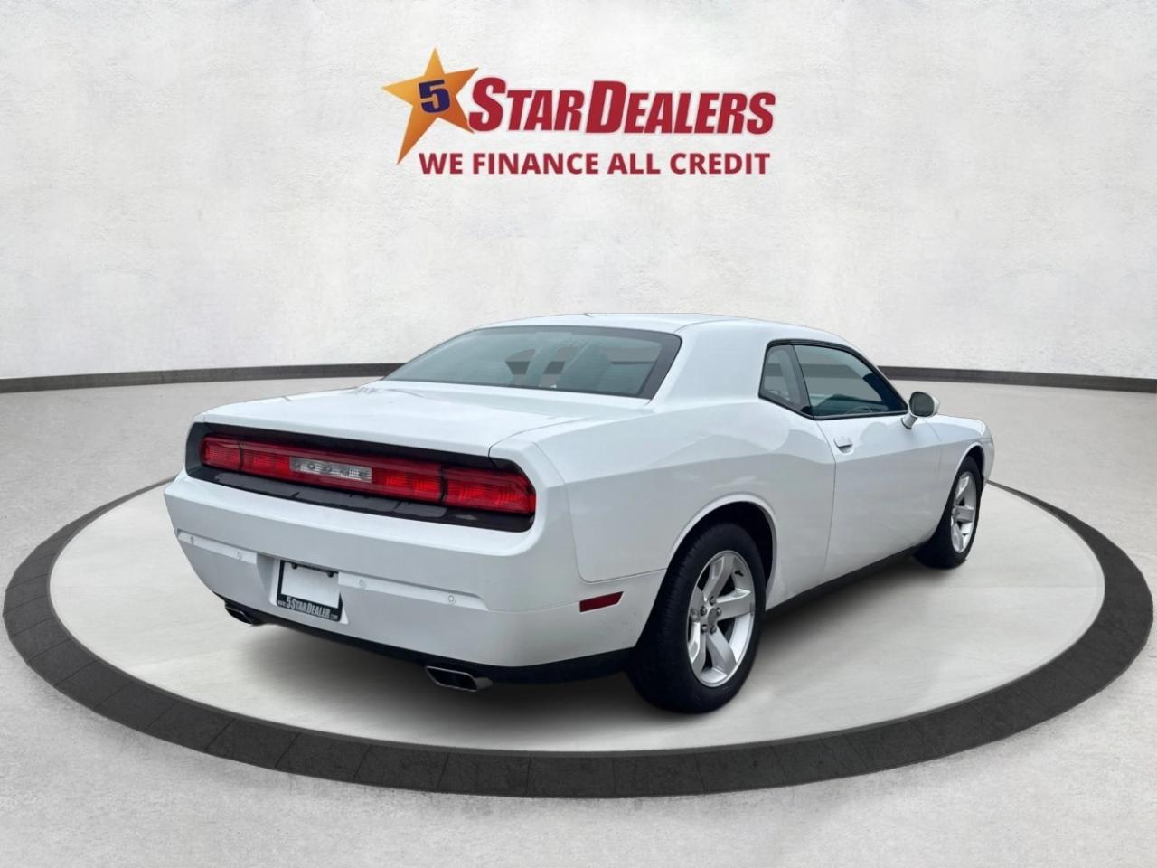 2013 Dodge Challenger SXT APPEARANCE PCKG WE FINANCE ALL CREDIT! Photo