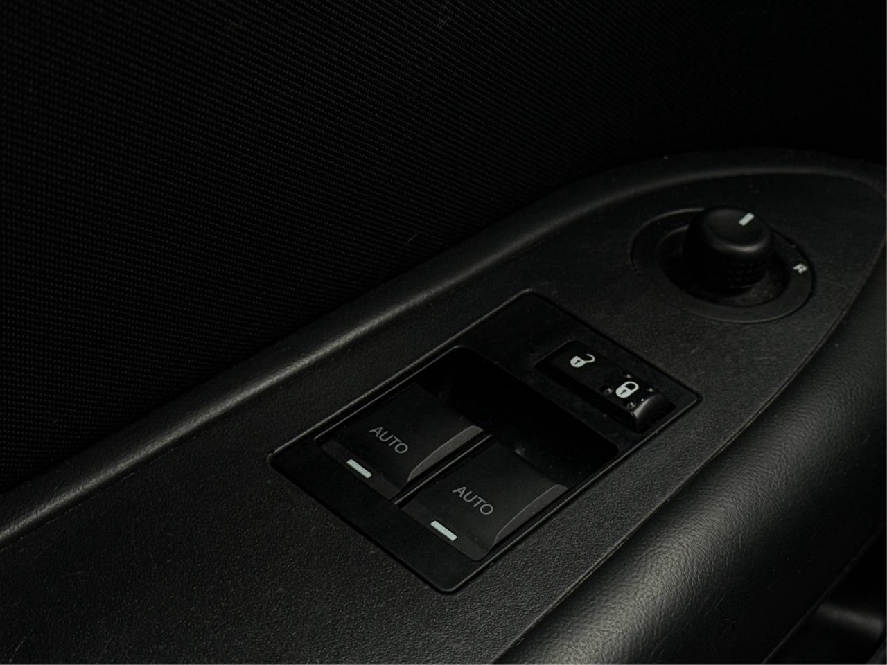 2013 Dodge Challenger SXT APPEARANCE PCKG WE FINANCE ALL CREDIT! Photo