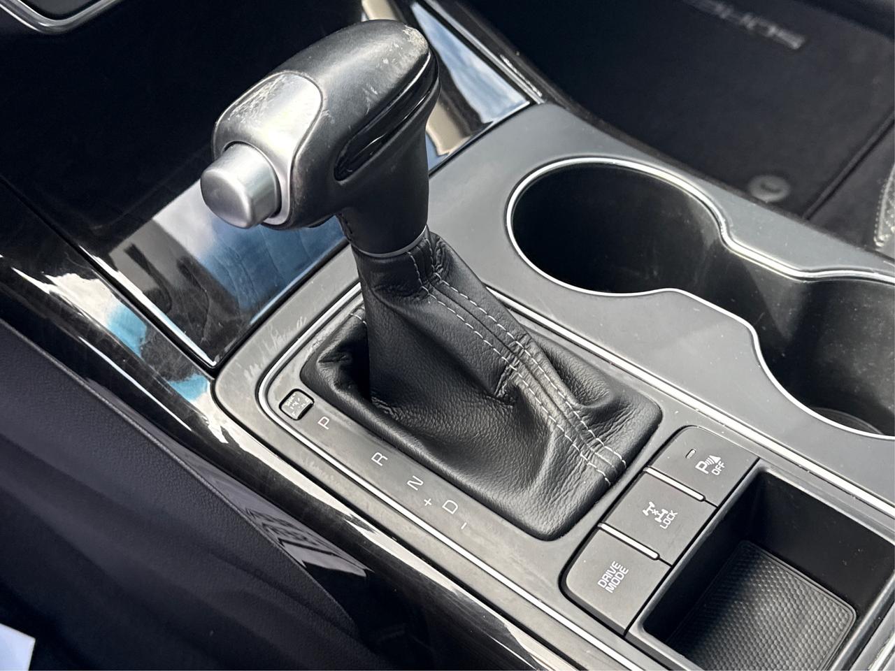2018 Kia Sorento LEATHER SUNROOF HEATED SEATS WE FINANCE ALL CREDIT Photo
