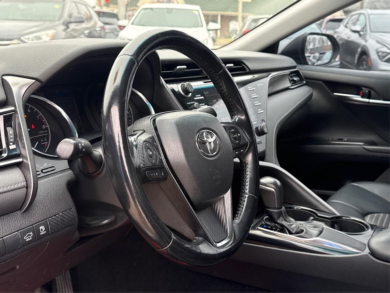 2019 Toyota Camry NAV LEATHER SUNROOF LOADED! WE FINANCE ALL CREDIT Photo