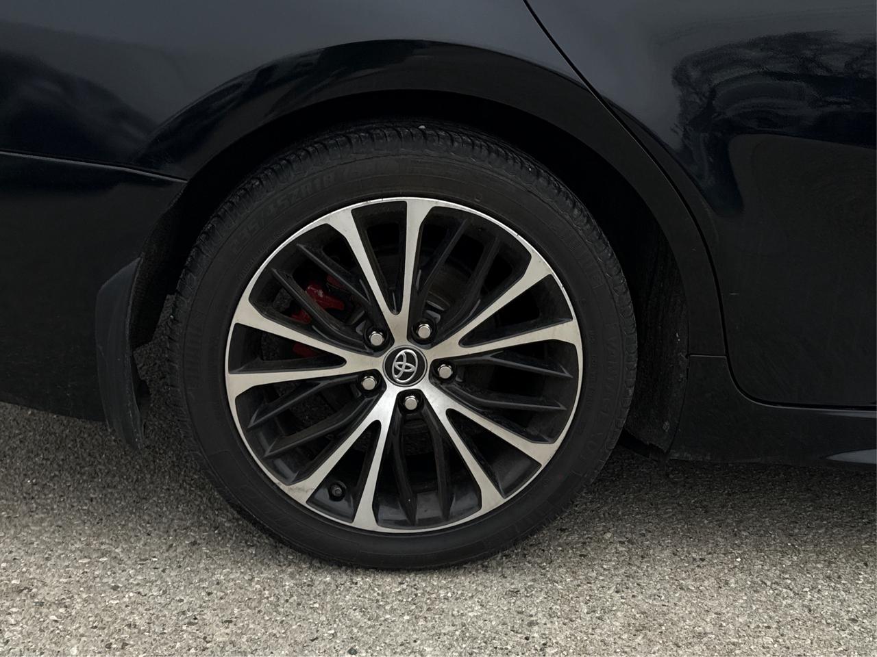 2019 Toyota Camry NAV LEATHER SUNROOF LOADED! WE FINANCE ALL CREDIT Photo
