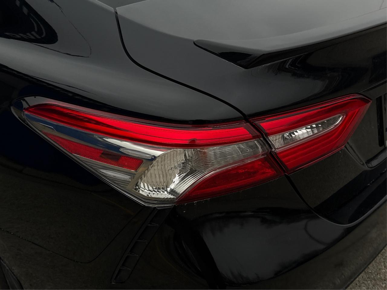 2019 Toyota Camry NAV LEATHER SUNROOF LOADED! WE FINANCE ALL CREDIT Photo