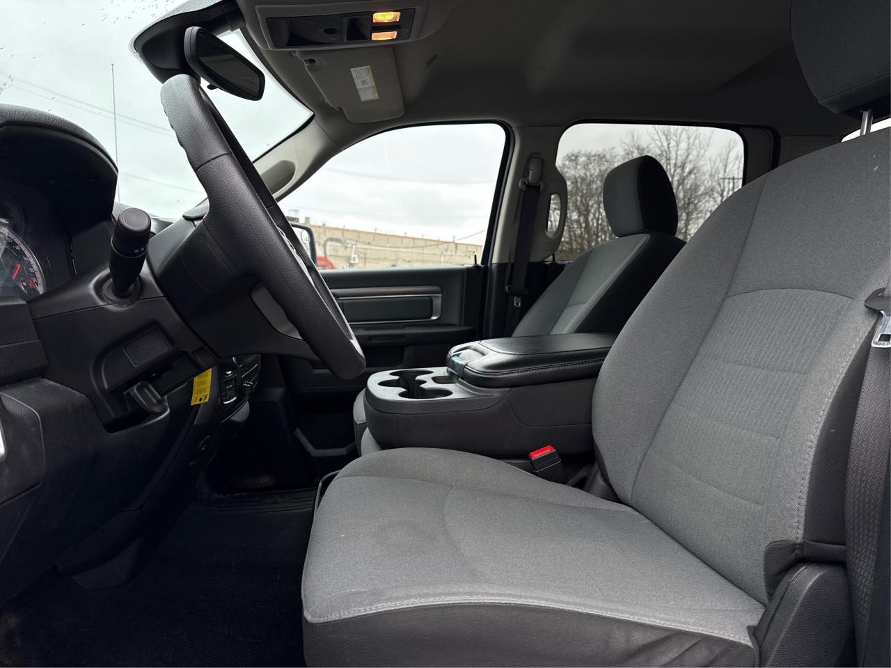 2023 RAM 1500 Classic SLT 4x4 Crew Cab 5'7  BX MINT WE FINANC ALL CREDIT Photo