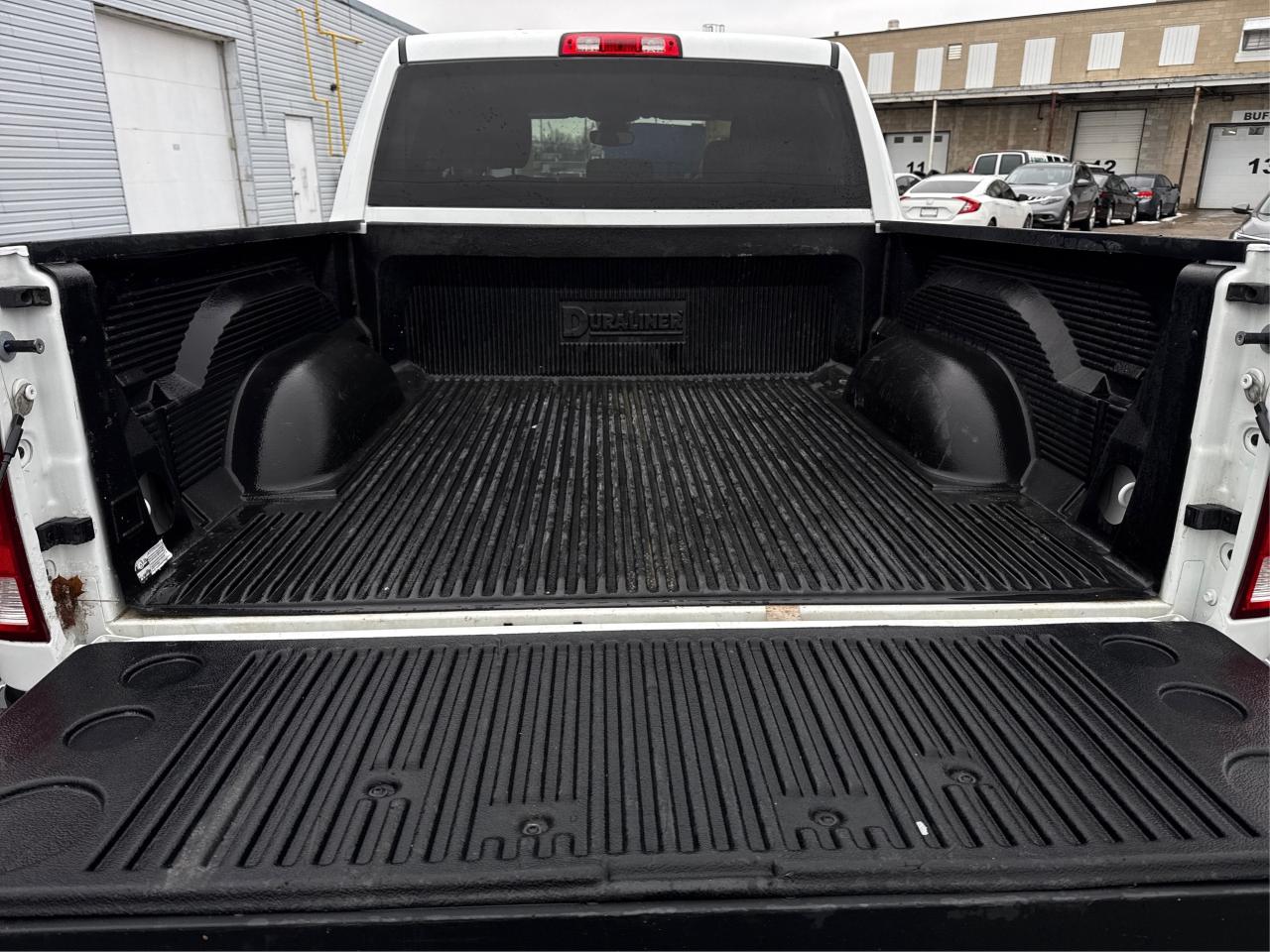 2023 RAM 1500 Classic SLT 4x4 Crew Cab 5'7  BX MINT WE FINANC ALL CREDIT Photo