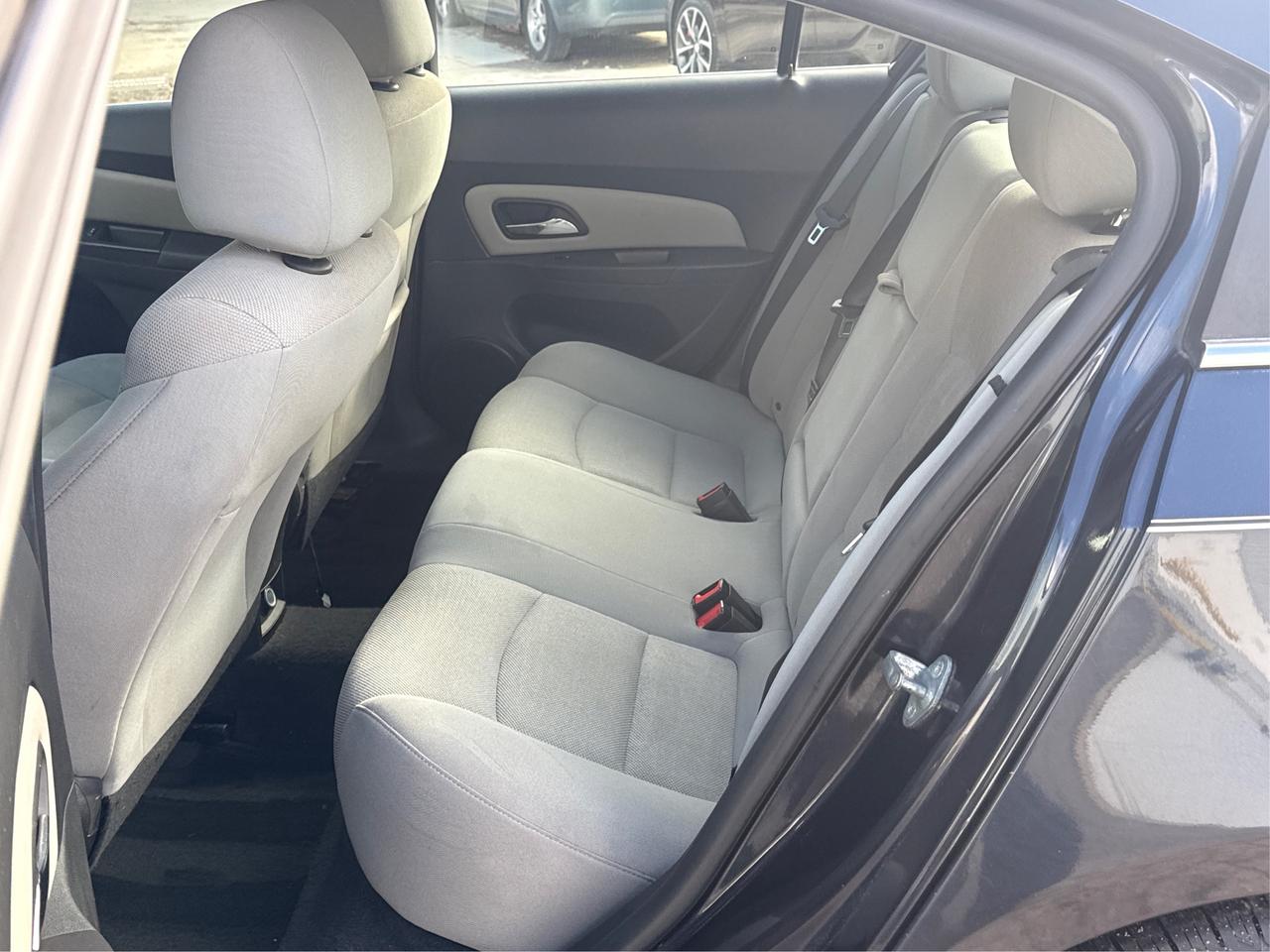 2015 Chevrolet Cruze CERTIFIED VERY CLEAN LOADED WE FINANCE ALL CREDIT! Photo
