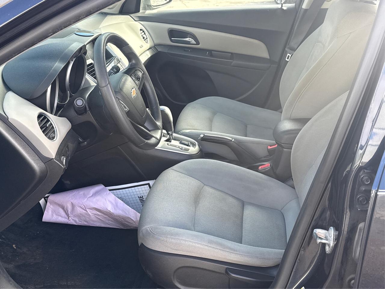 2015 Chevrolet Cruze CERTIFIED VERY CLEAN LOADED WE FINANCE ALL CREDIT! Photo