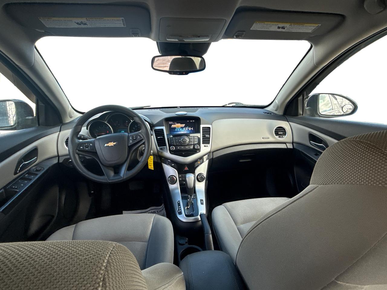 2015 Chevrolet Cruze CERTIFIED VERY CLEAN LOADED WE FINANCE ALL CREDIT! Photo
