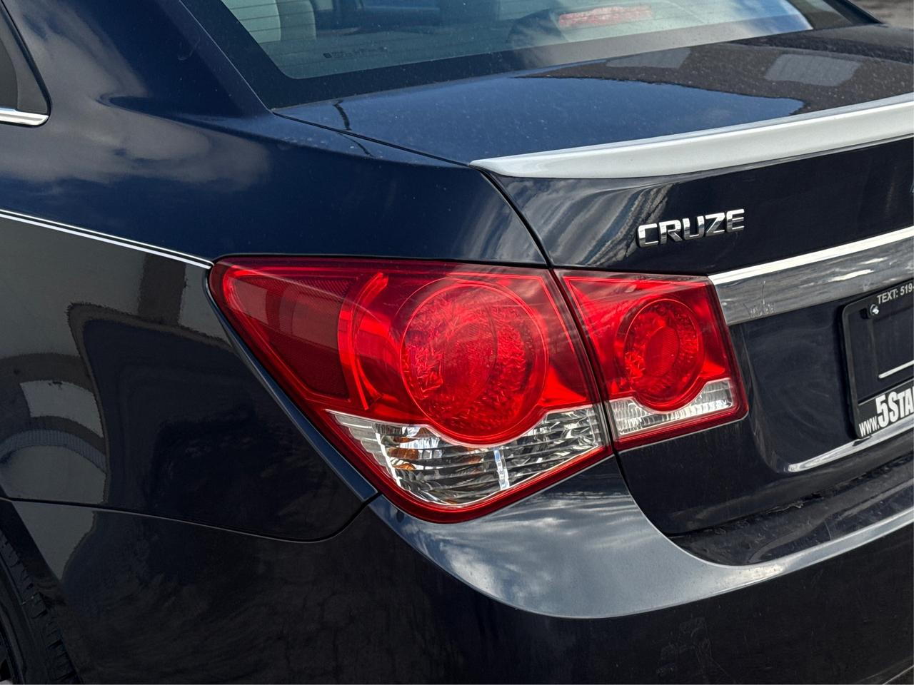 2015 Chevrolet Cruze CERTIFIED VERY CLEAN LOADED WE FINANCE ALL CREDIT! Photo