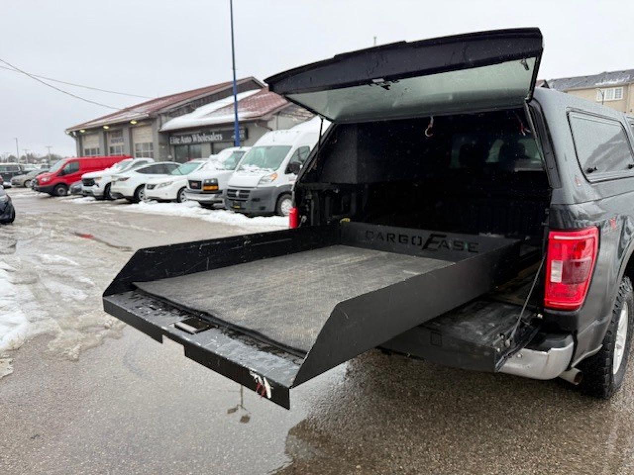 2022 Ford F-150 XLT 4WD SuperCrew 5.5' Box, Cap, Navigation Photo