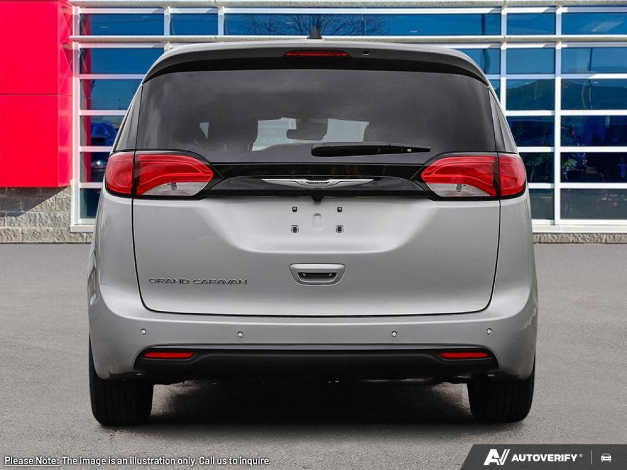 2026 Chrysler Grand Caravan SXT Photo4