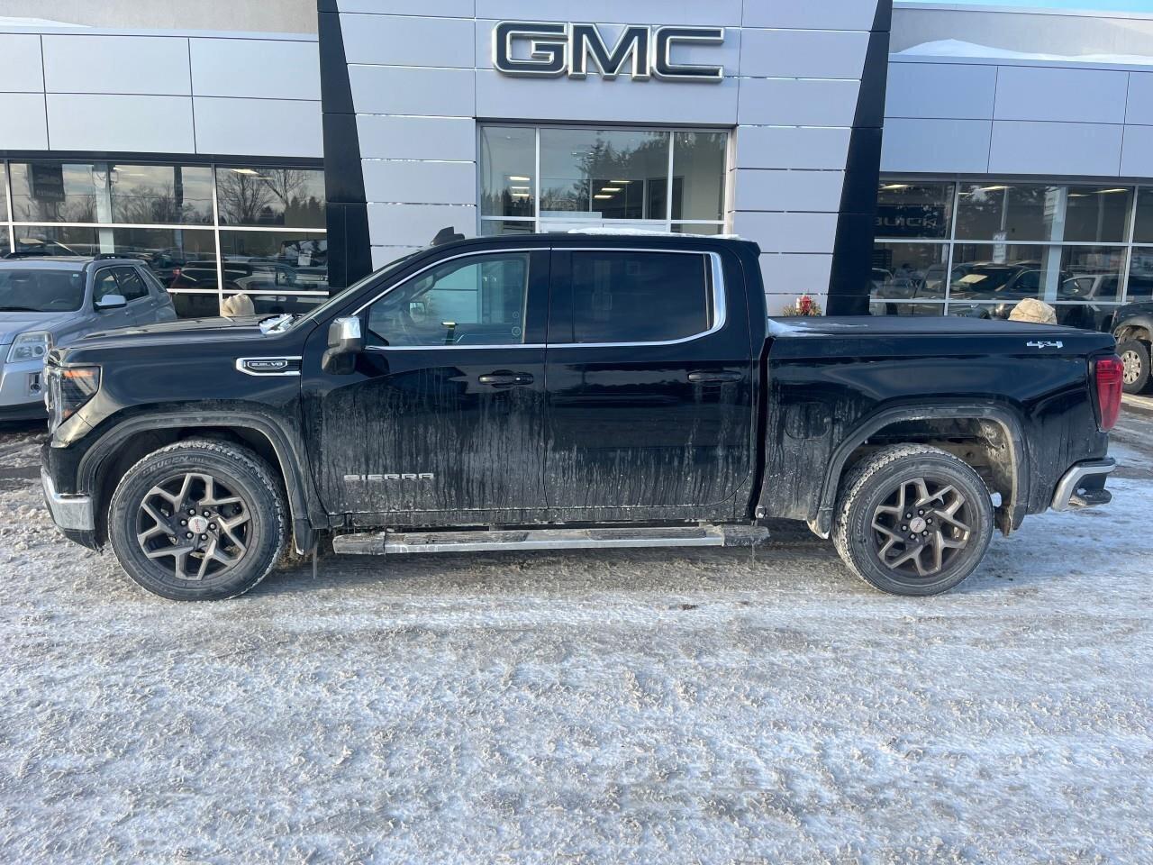 2023 GMC Sierra 1500 SLESLE, 5.3L V8, 4X4, CLOTH, ALLOYS, 1-OWNER, CERT Photo