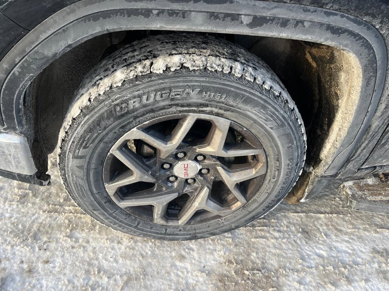 2023 GMC Sierra 1500 SLESLE, 5.3L V8, 4X4, CLOTH, ALLOYS, 1-OWNER, CERT Photo