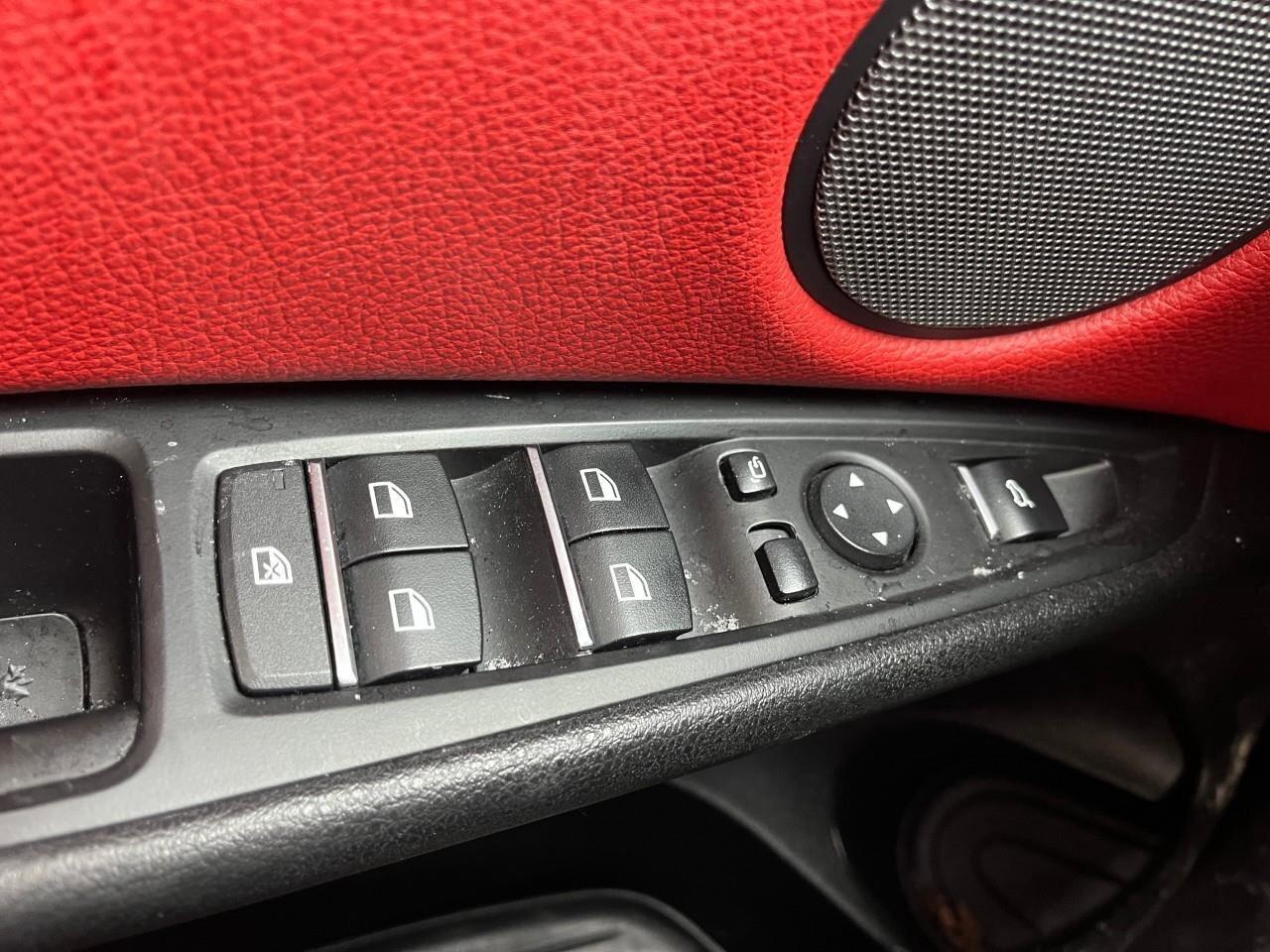 2017 BMW X6 xDrive35iX6 XDRIVE 35i, 3.0L, ALLOYS, LEATHER, AST Photo