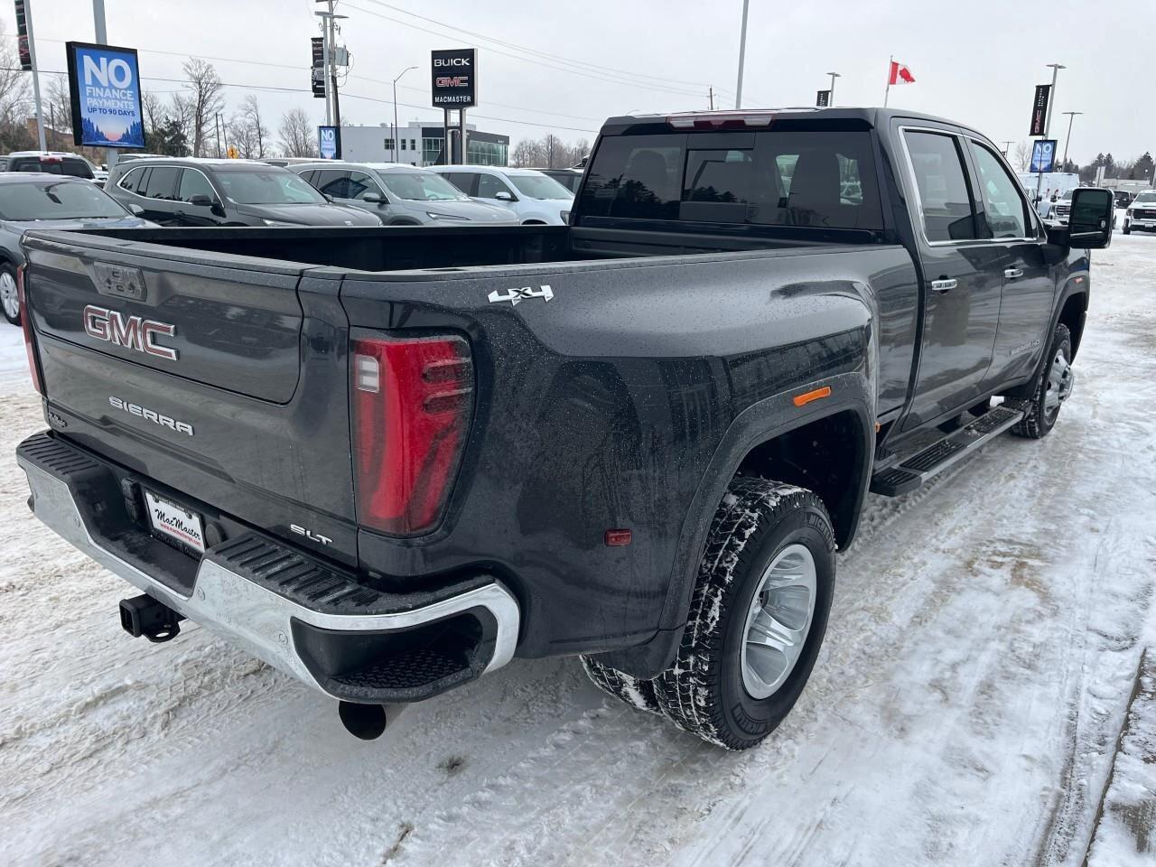 2024 GMC Sierra 3500HD SLTSLT, 6.6L V8 DIESEL, 4X4, LEATHER, ALLOYS, 1-OW Photo