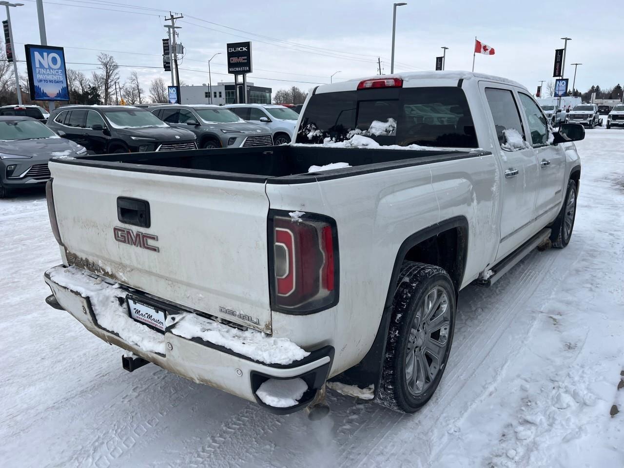 2018 GMC Sierra 1500 DenaliDENALI, 6.2L V8, 4X4, ALLOYS, LEATHER, CERTI Photo