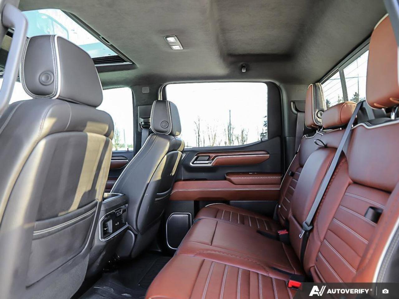 2023 GMC Sierra 1500 4WD Crew Cab 147  Denali Ultimate Photo