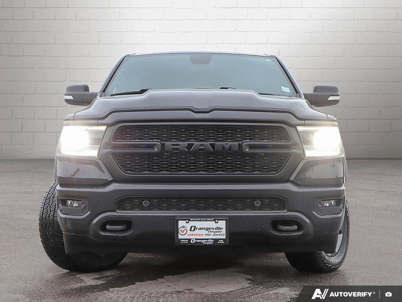 2020 RAM 1500 Big HornBUILT TO SERVE, 5.3L HEMI V8, LEATHER, CER Photo