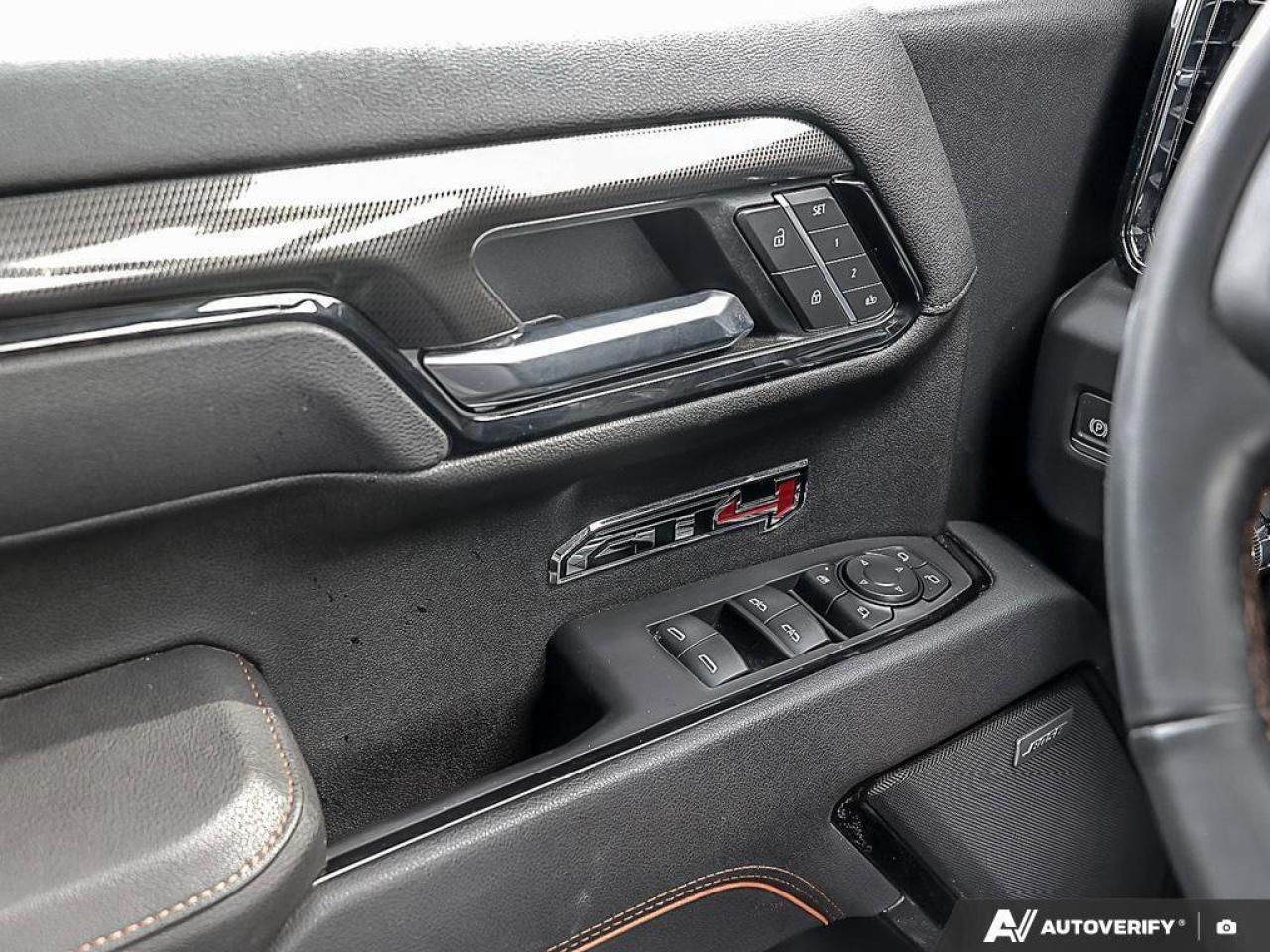 2025 GMC Sierra 1500 AT4AT4, 5.3L V8, 4X4, LEATHER, LOADED, 1-OWNER, CE Photo