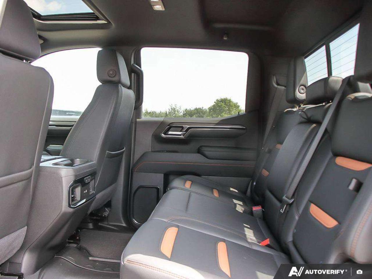 2025 GMC Sierra 1500 AT4, 3.0L V6, 4X4, LEATHER, LOADED, 1-OWNER, CERTIFIED PREOWNED! Photo