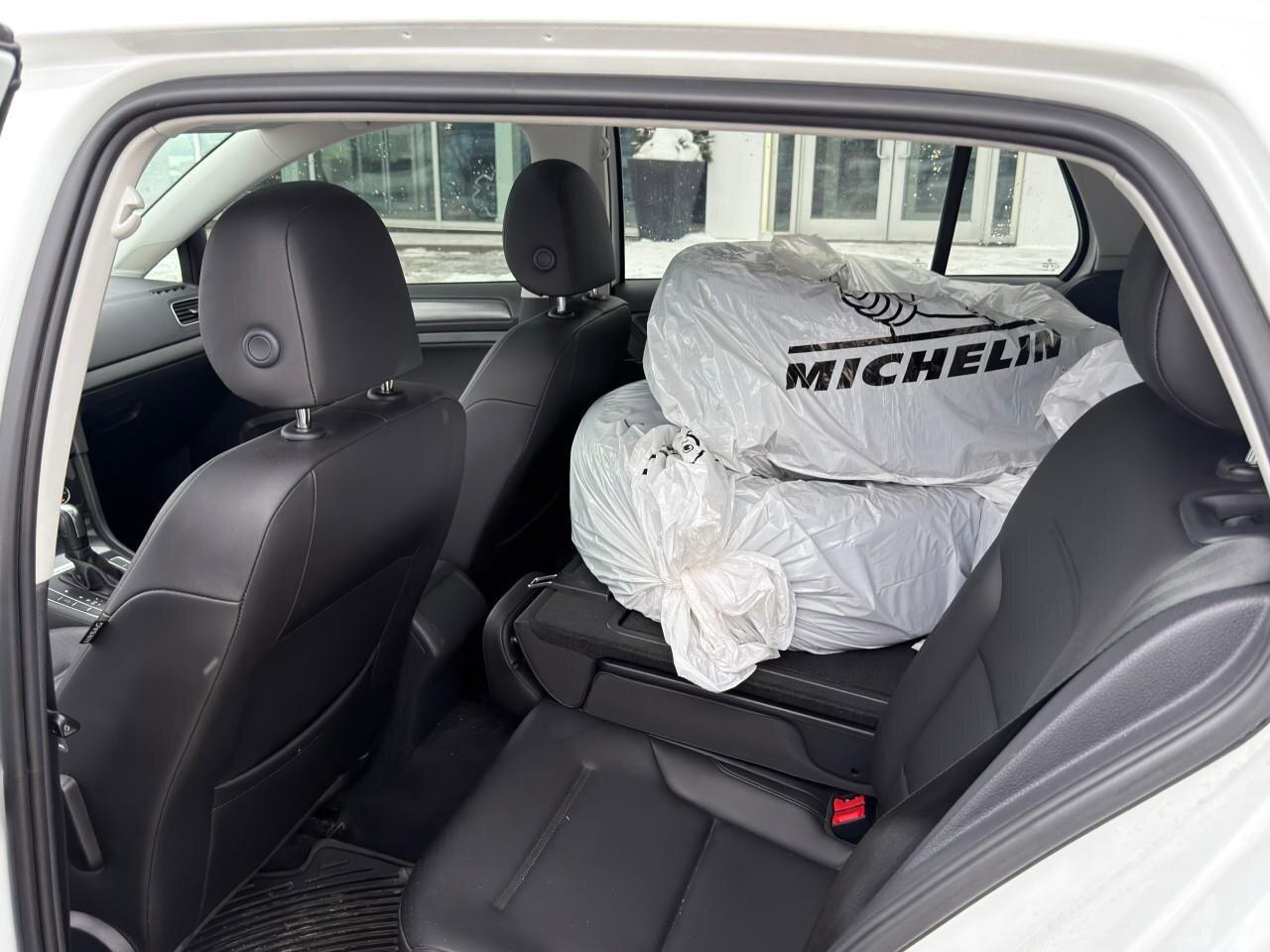 2021 Volkswagen Golf HighlineACCIDENT-FREE, HTD SEATS, ADAPTIVE CRUISE, Photo