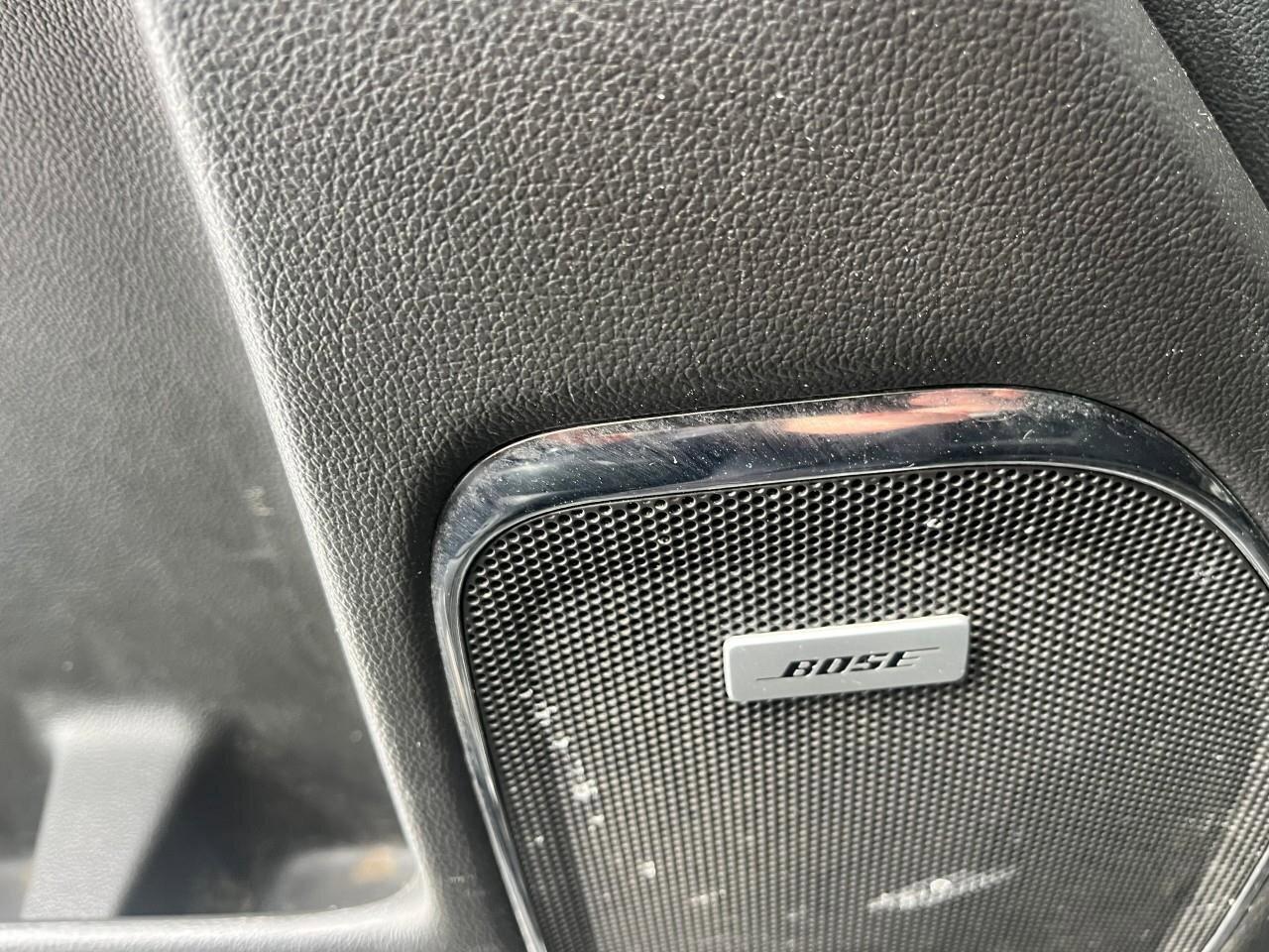 2016 GMC Sierra 1500 DenaliDENALI, 6.2L V8, 4X4, ALLOYS, LEATHER, AS-TR Photo