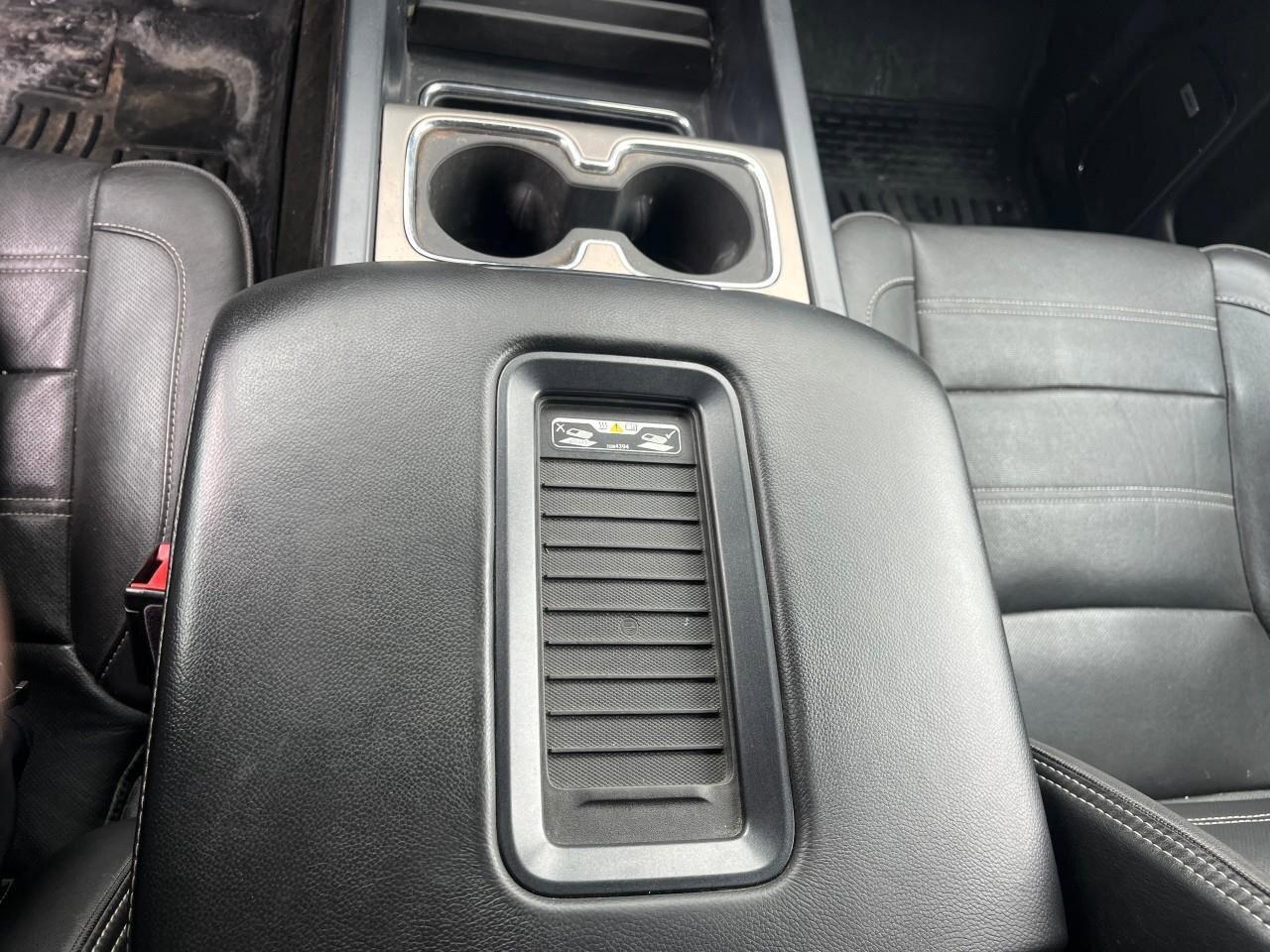 2016 GMC Sierra 1500 DenaliDENALI, 6.2L V8, 4X4, ALLOYS, LEATHER, AS-TR Photo