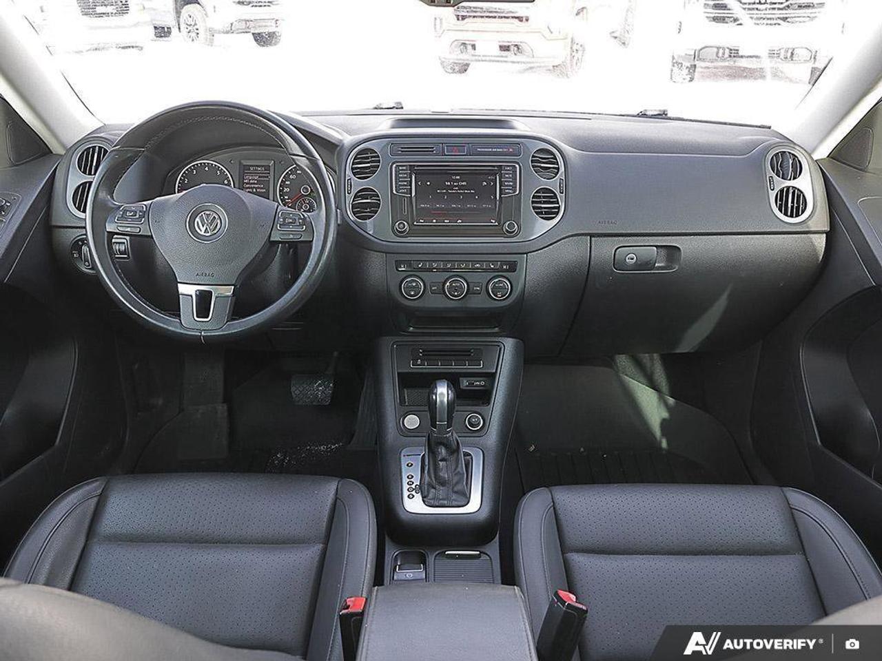 2016 Volkswagen Tiguan ComfortlineCOMFORTLINE, 2.0L TSI 4-CYLINDER, AWD, Photo