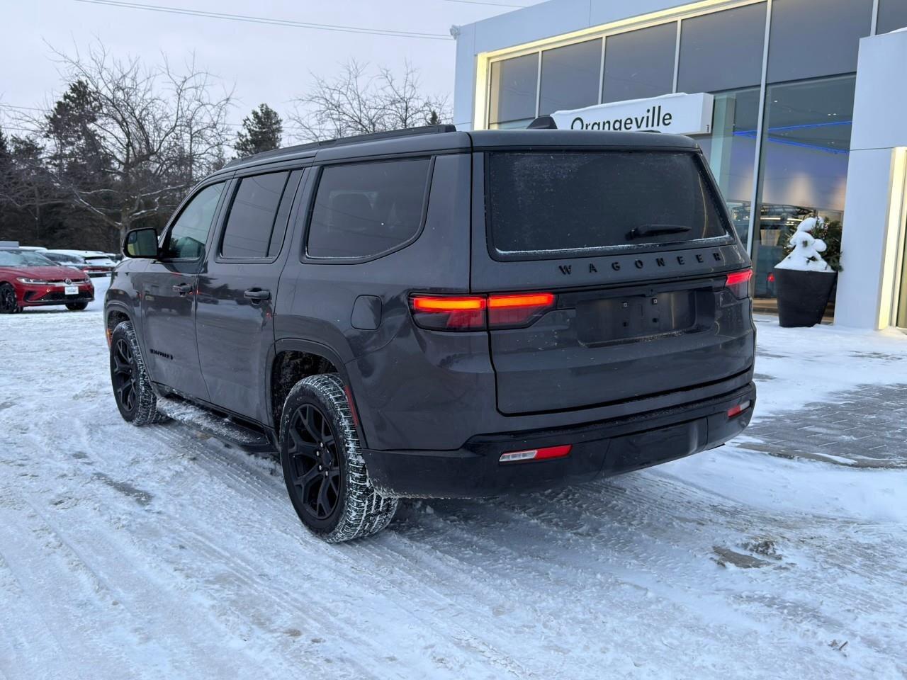 2024 Jeep Wagoneer Series II CarbidePANORAMIC SUNROOF, NAVIGATION, AP Photo3