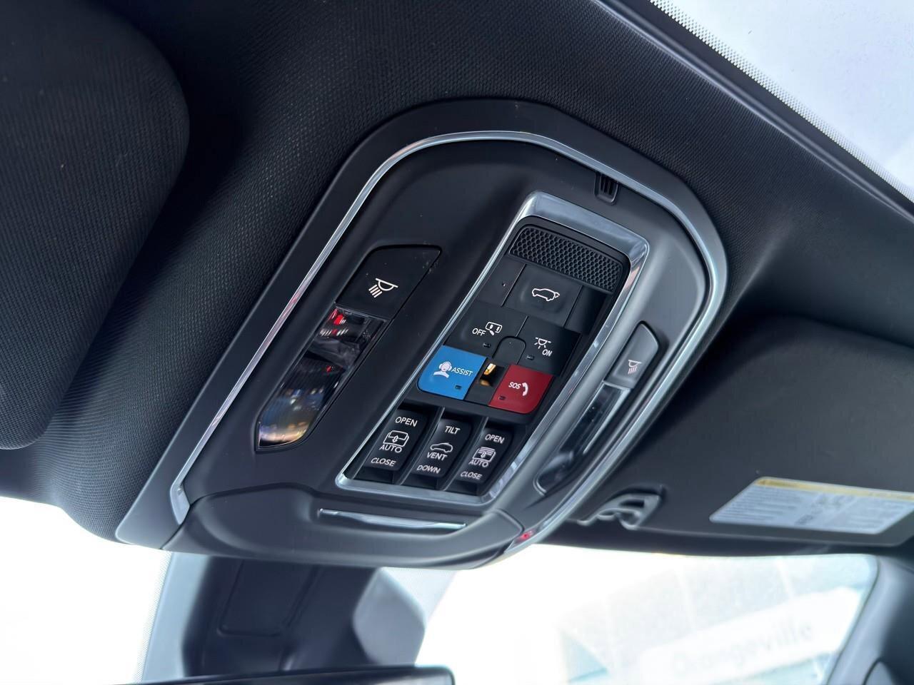 2024 Jeep Wagoneer Series II CarbidePANORAMIC SUNROOF, NAVIGATION, AP Photo