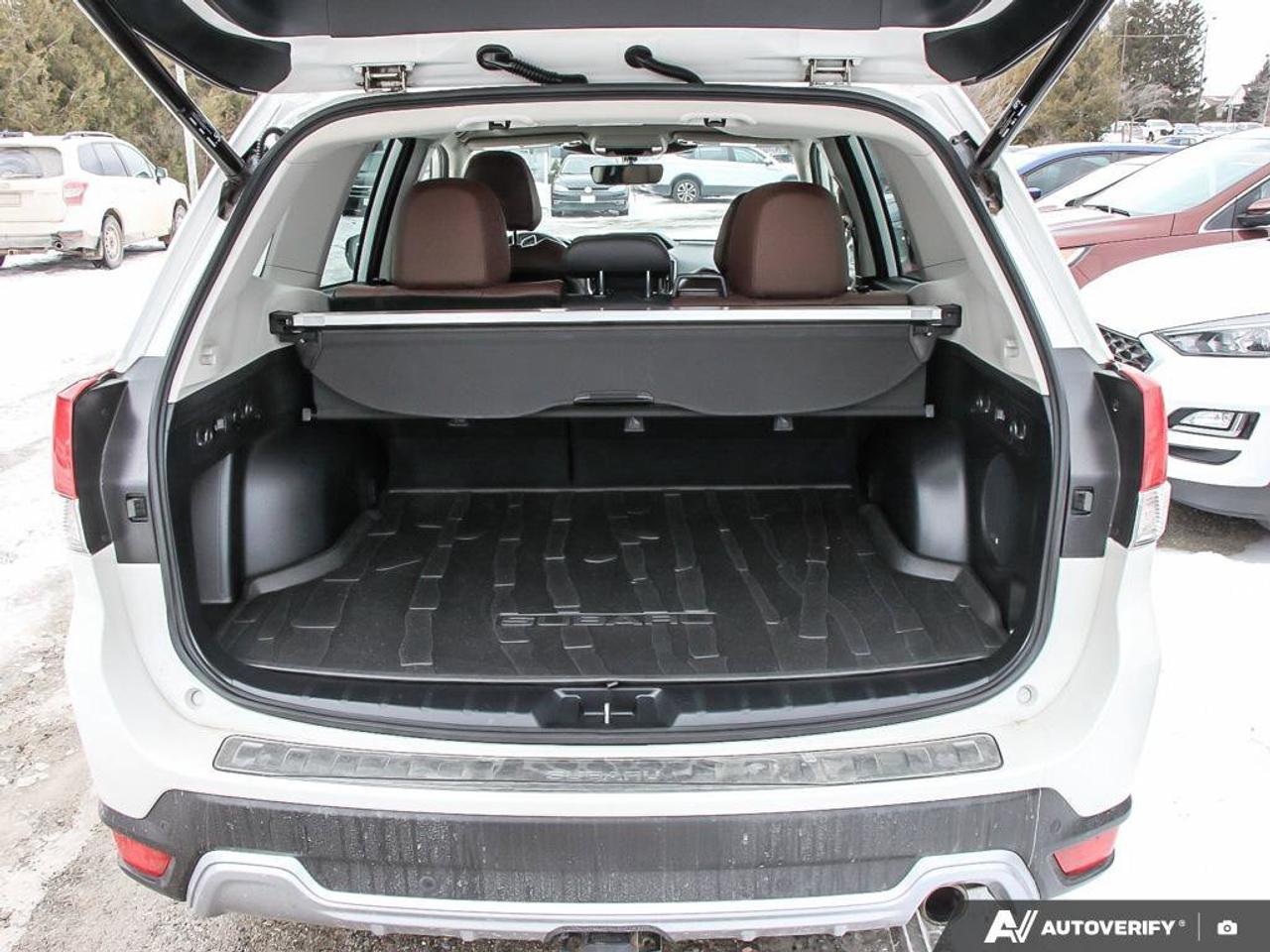 2023 Subaru Forester PremierACCIDENT-FREE, HTD SEATS, APADTIVE CRUISE, Photo