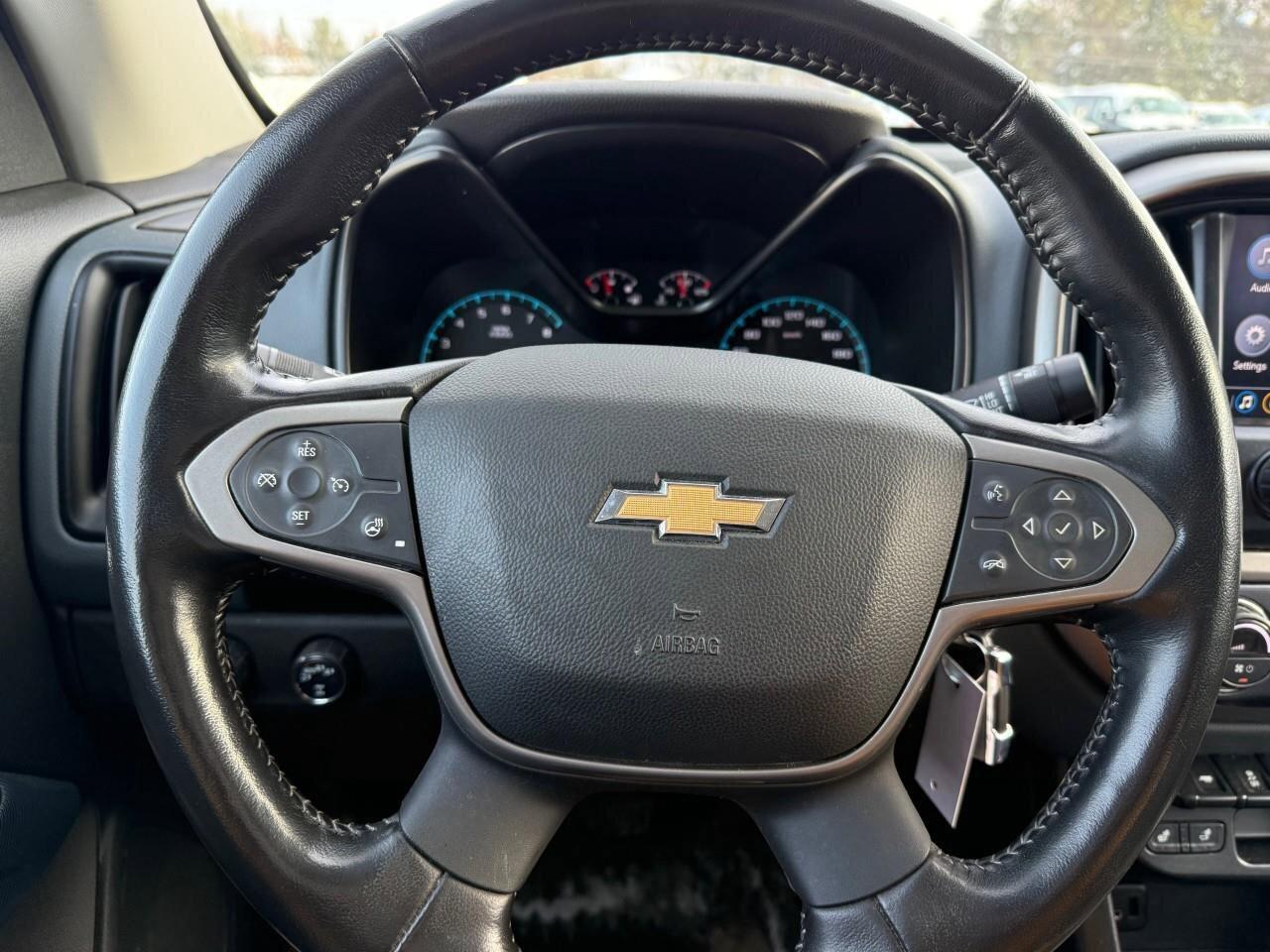 2021 Chevrolet Colorado 4WD Crew Cab 141  Z71 Photo