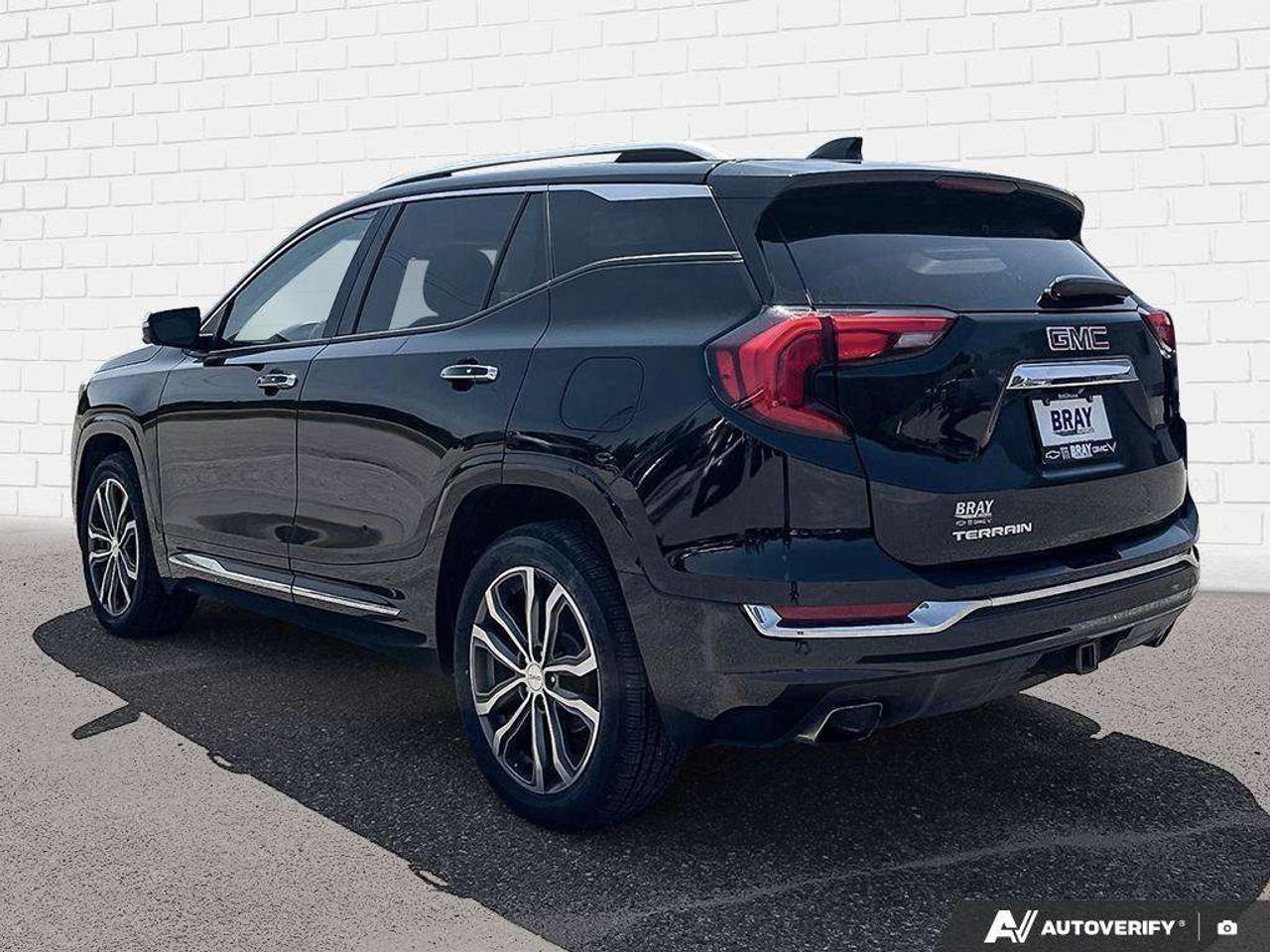 2020 GMC Terrain PANORAMIC SUNROOF. WIRELESS CHARGING. DENALI PRO GRADE PKG. CERTIFIED. Photo