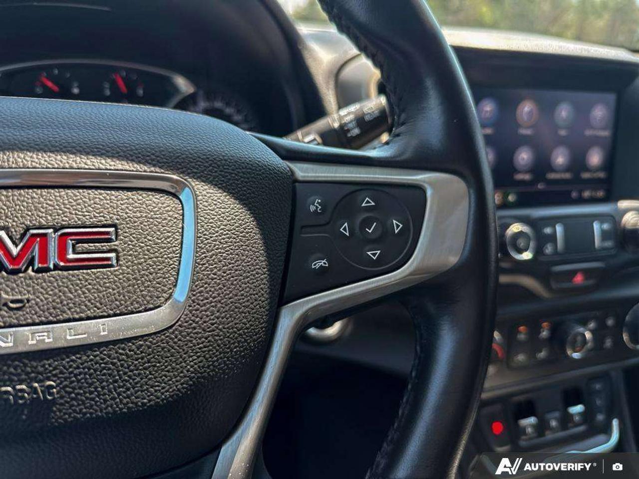 2020 GMC Terrain PANORAMIC SUNROOF. WIRELESS CHARGING. DENALI PRO GRADE PKG. CERTIFIED. Photo