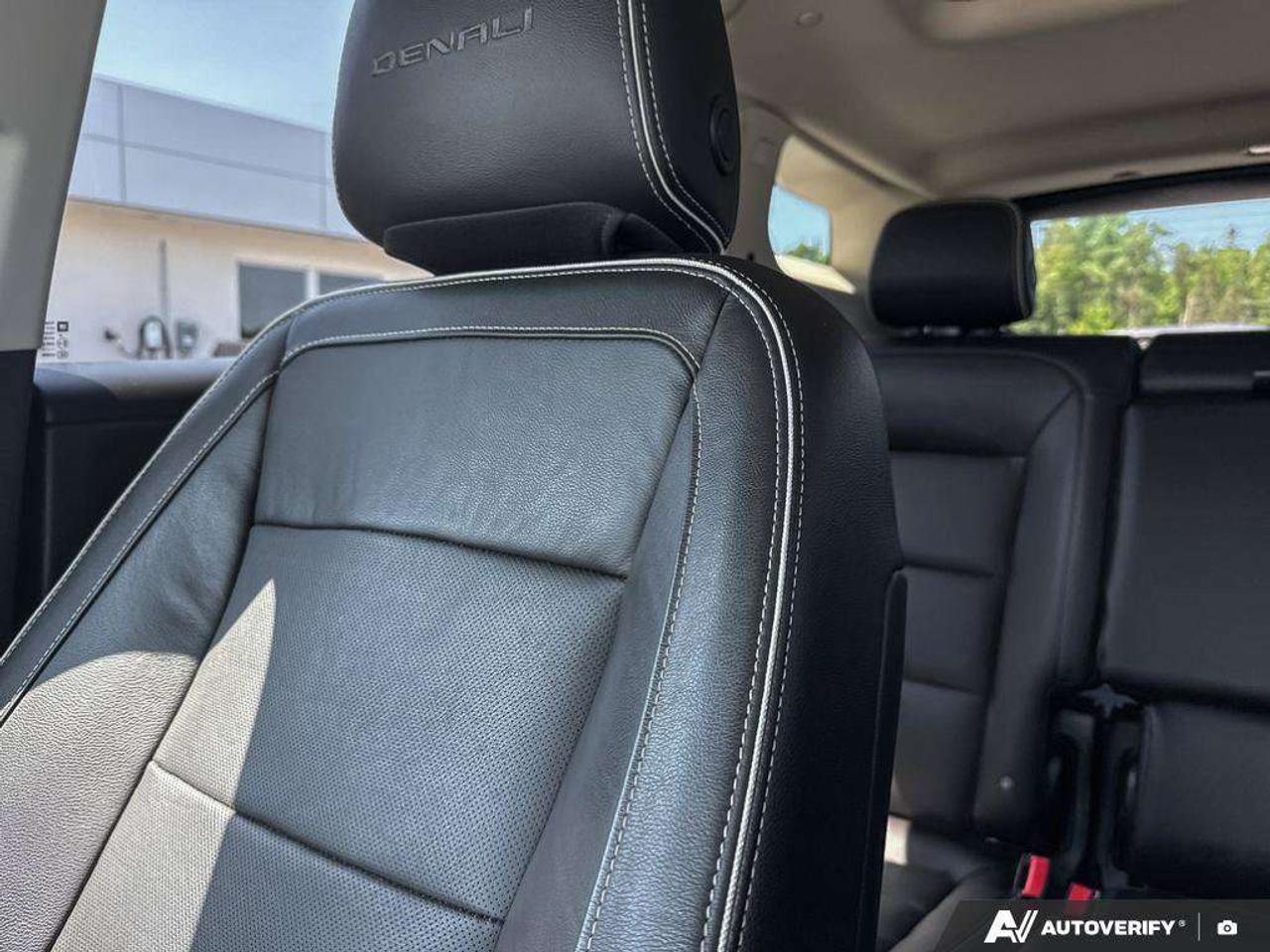 2020 GMC Terrain PANORAMIC SUNROOF. WIRELESS CHARGING. DENALI PRO GRADE PKG. CERTIFIED. Photo