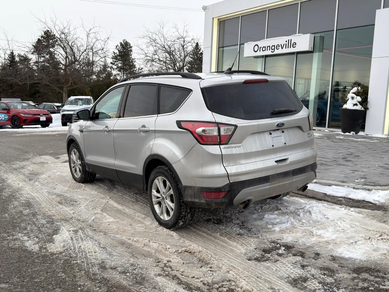 2018 Ford Escape SEL 4WD Photo3